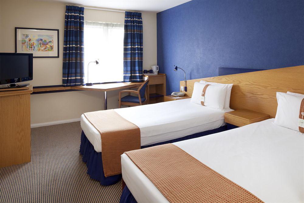 Holiday Inn Express Peterborough, An Ihg Hotel Zimmer foto